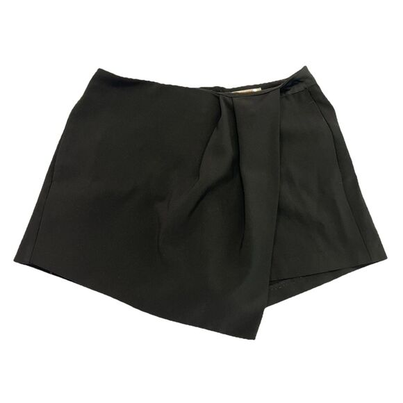 Camaieu Dresses & Skirts - Camaieu Women’s Black Skort Dark Academia Goth Whimsy Size Small